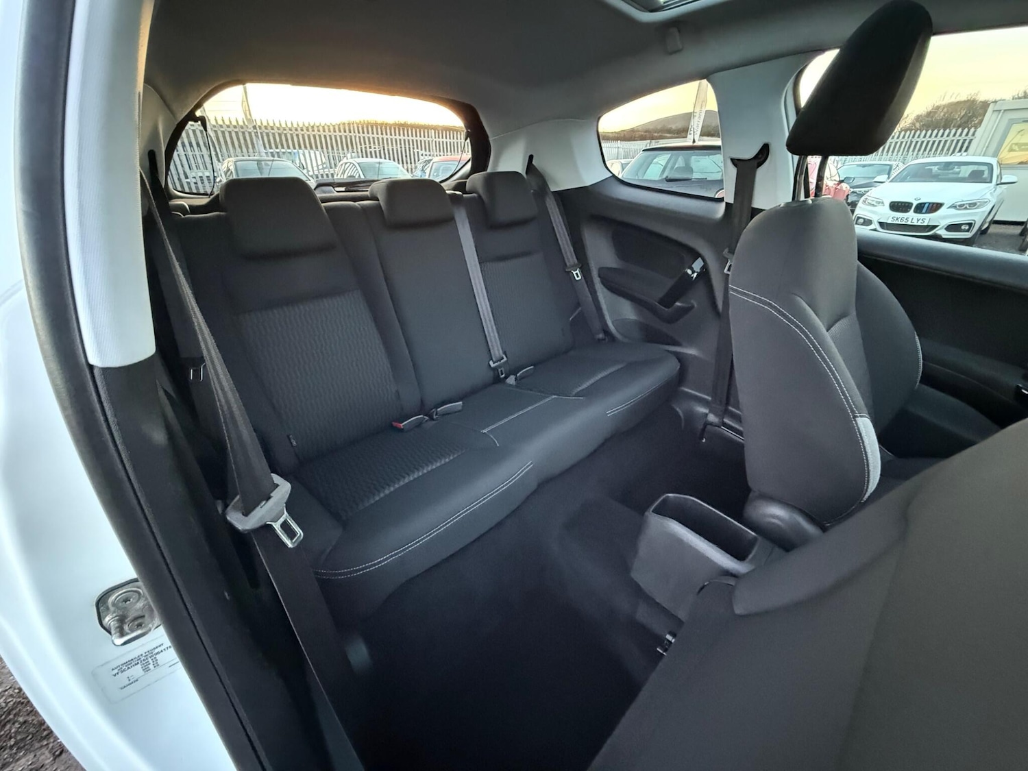 Used Peugeot 208 2015 for sale - 76759689: Photo 37