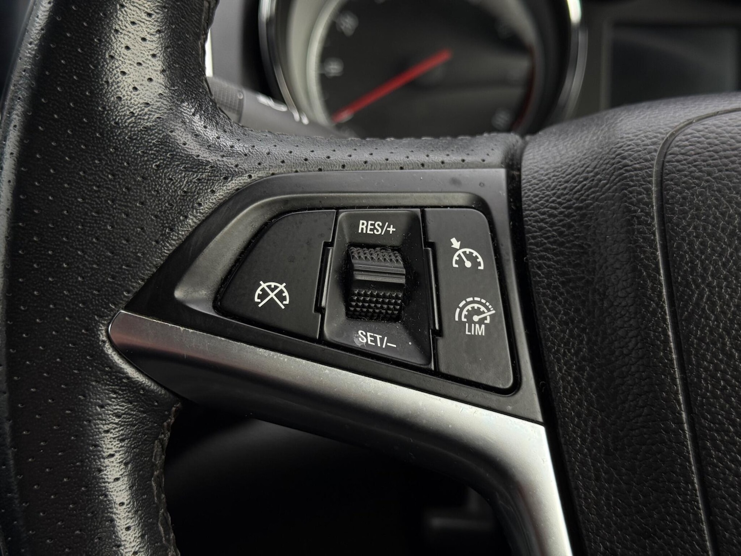 Used Vauxhall Astra 2014 for sale - 76942619: Photo 19