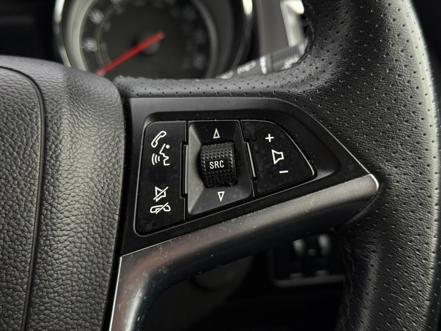 Used Vauxhall Astra 2014 for sale - 76942619: Photo 20