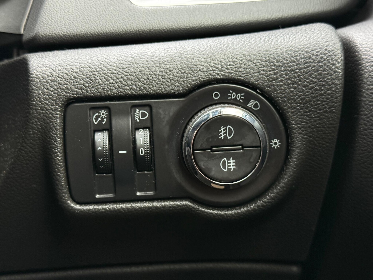 Used Vauxhall Astra 2014 for sale - 76942619: Photo 26