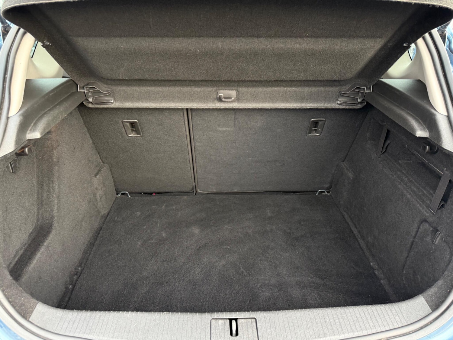 Used Vauxhall Astra 2014 for sale - 76942619: Photo 34