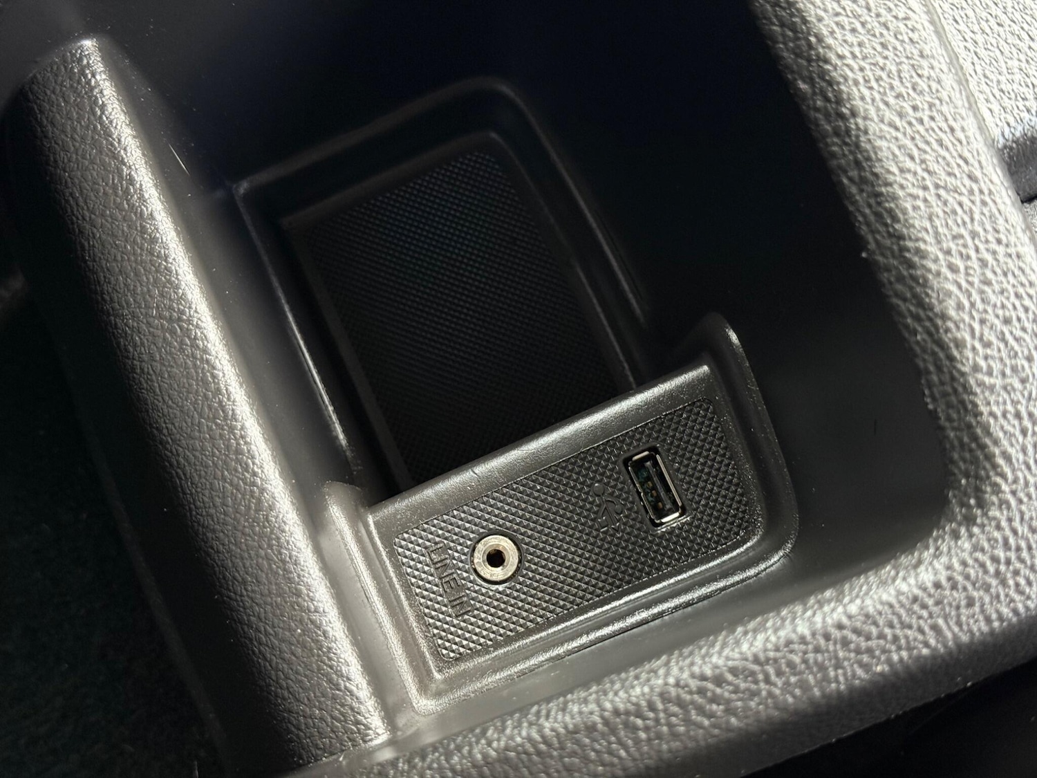 Used Ford Focus 2013 for sale - 76681957: Photo 28