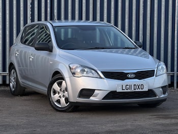 Used Kia Ceed 2011 for sale - 77794426: Photo