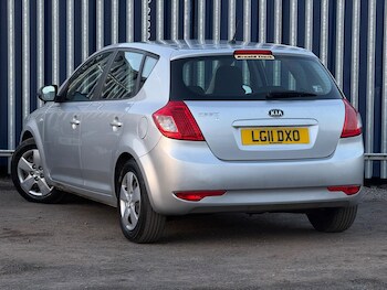 Used Kia Ceed 2011 for sale - 77794426: Photo