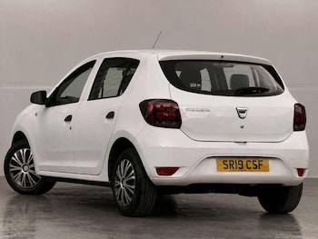 Used Dacia Sandero 2019 for sale - 78830119: Photo