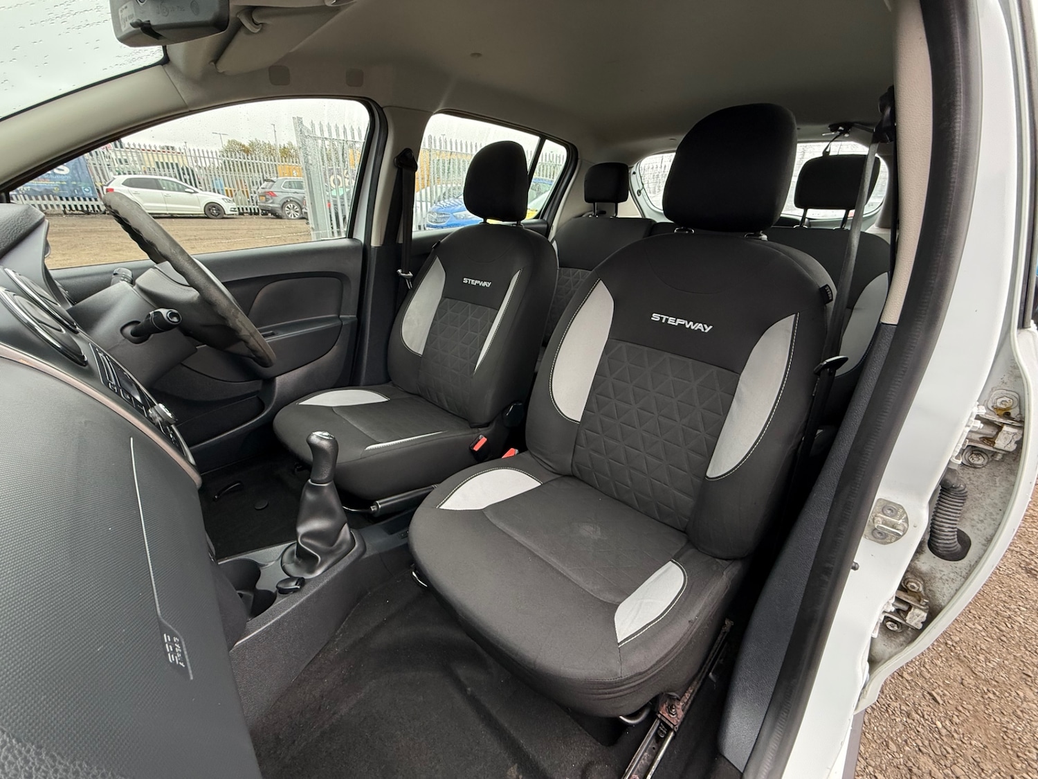 Used Dacia Sandero Stepway 2016 for sale - 76329642: Photo 14