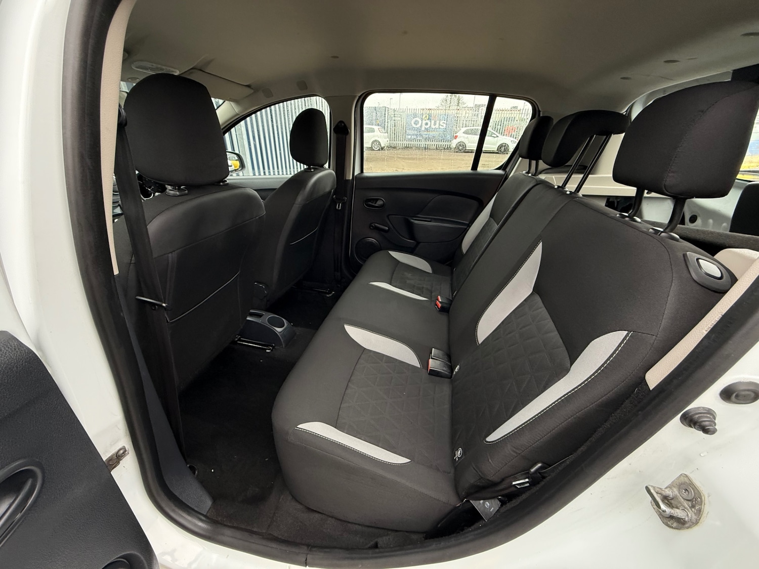 Used Dacia Sandero Stepway 2016 for sale - 76329642: Photo 27