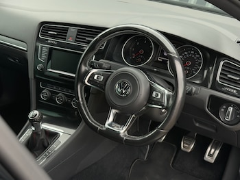 Used Volkswagen Golf 2014 for sale - 75119406: Photo