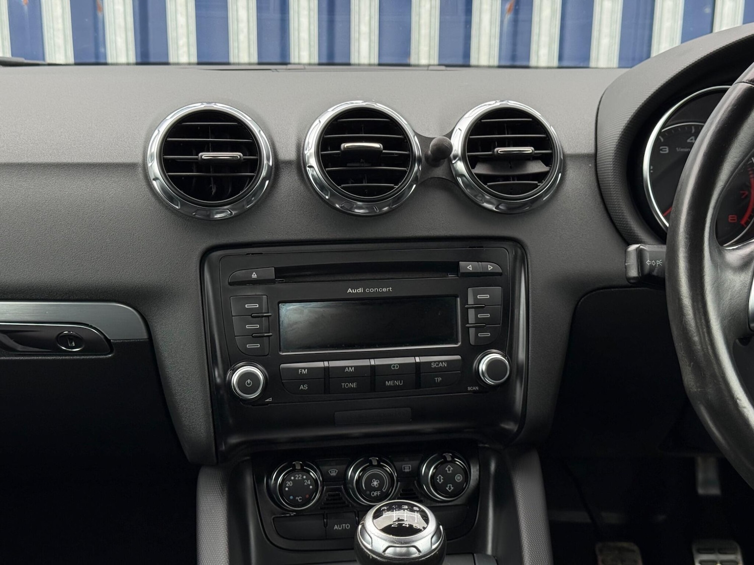 Used Audi TT 2009 for sale - 77634003: Photo 17