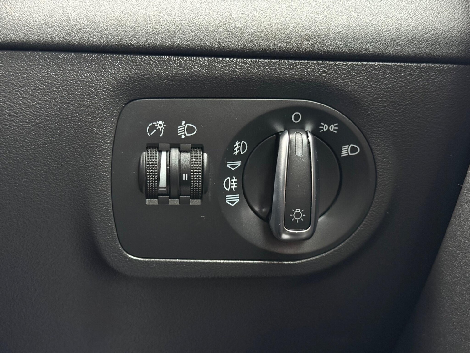 Used Audi TT 2009 for sale - 77634003: Photo 26