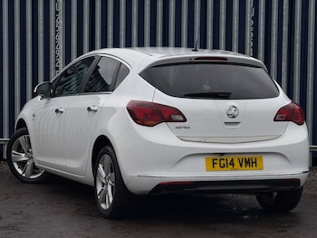 Used Vauxhall Astra 2014 for sale - 77510770: Photo