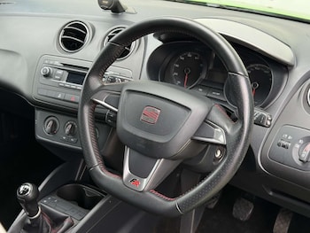 Used SEAT Ibiza 2013 for sale - 78838696: Photo