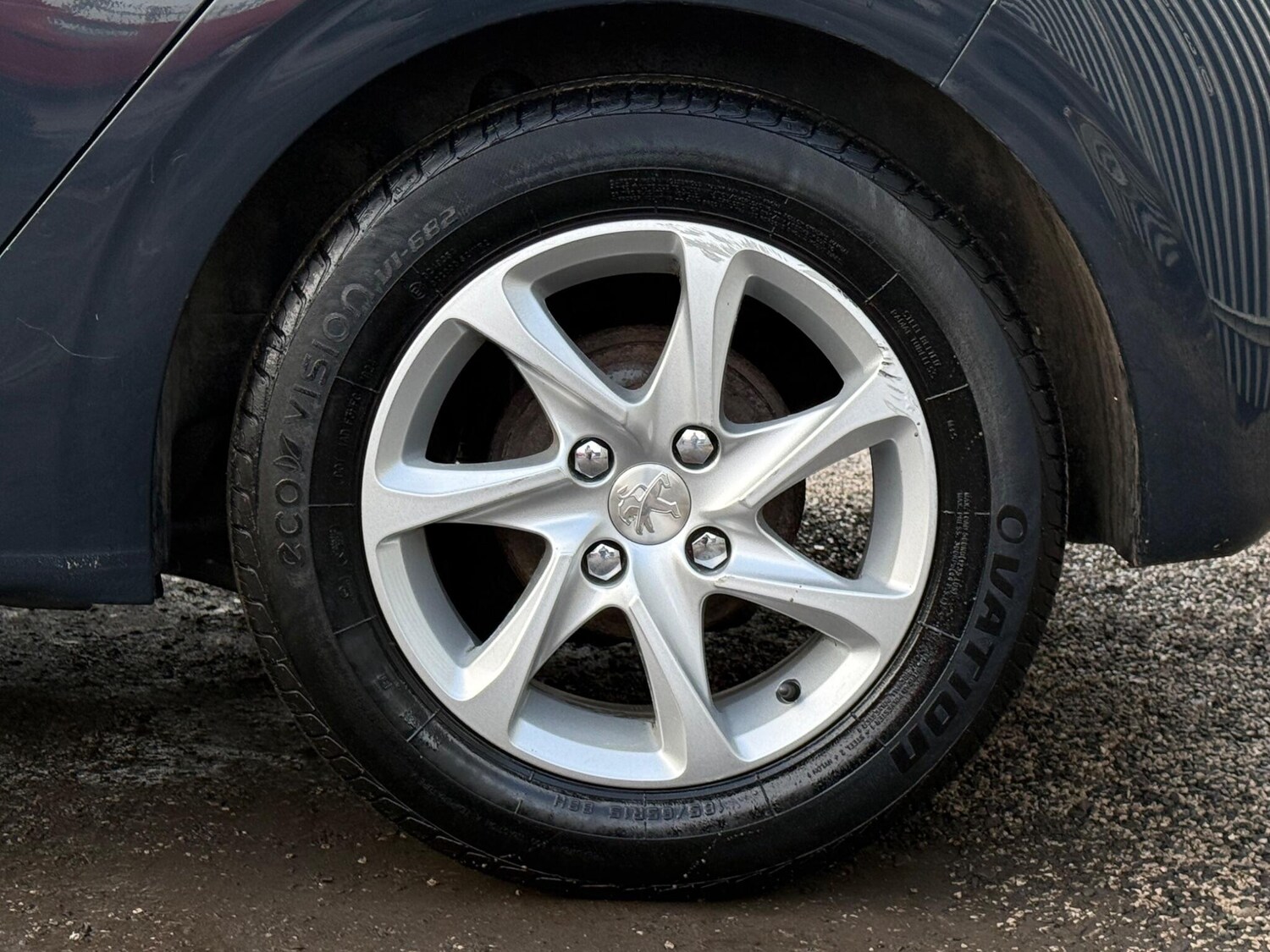 Used Peugeot 208 for sale - 77683806: Photo 40