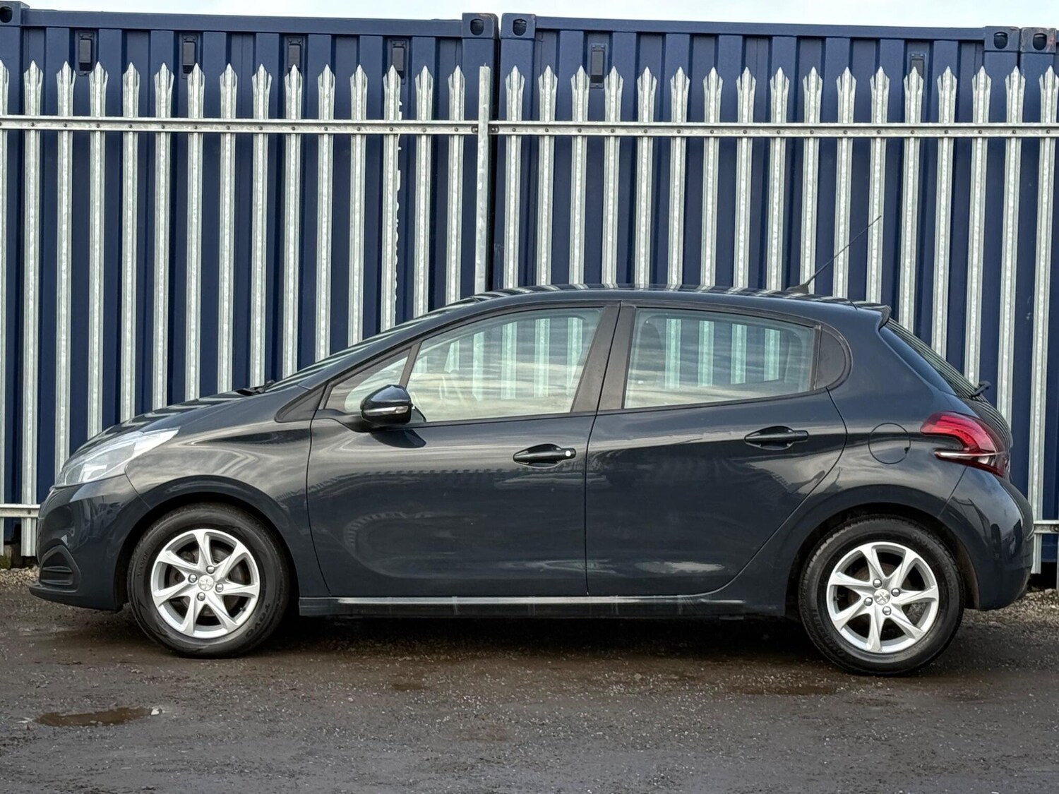 Used Peugeot 208 for sale - 77683806: Photo 9