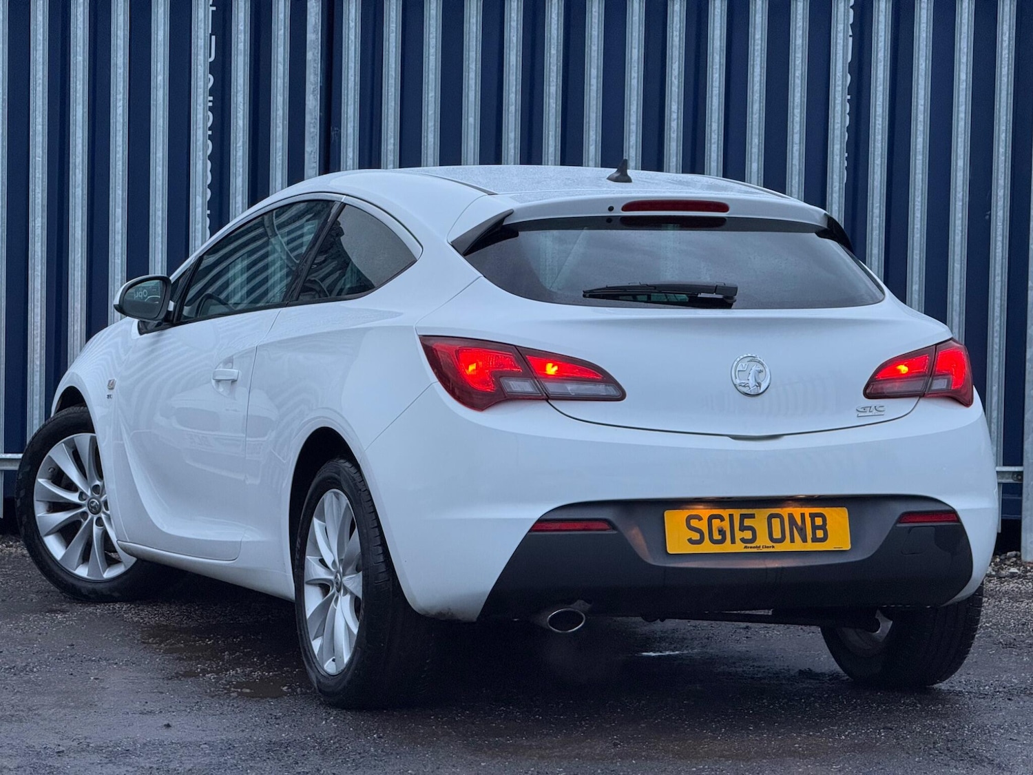 Used Vauxhall Astra GTC 2015 for sale - 76899032: Photo 2
