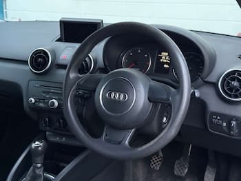 Used Audi A1 2013 for sale - 79672639: Photo