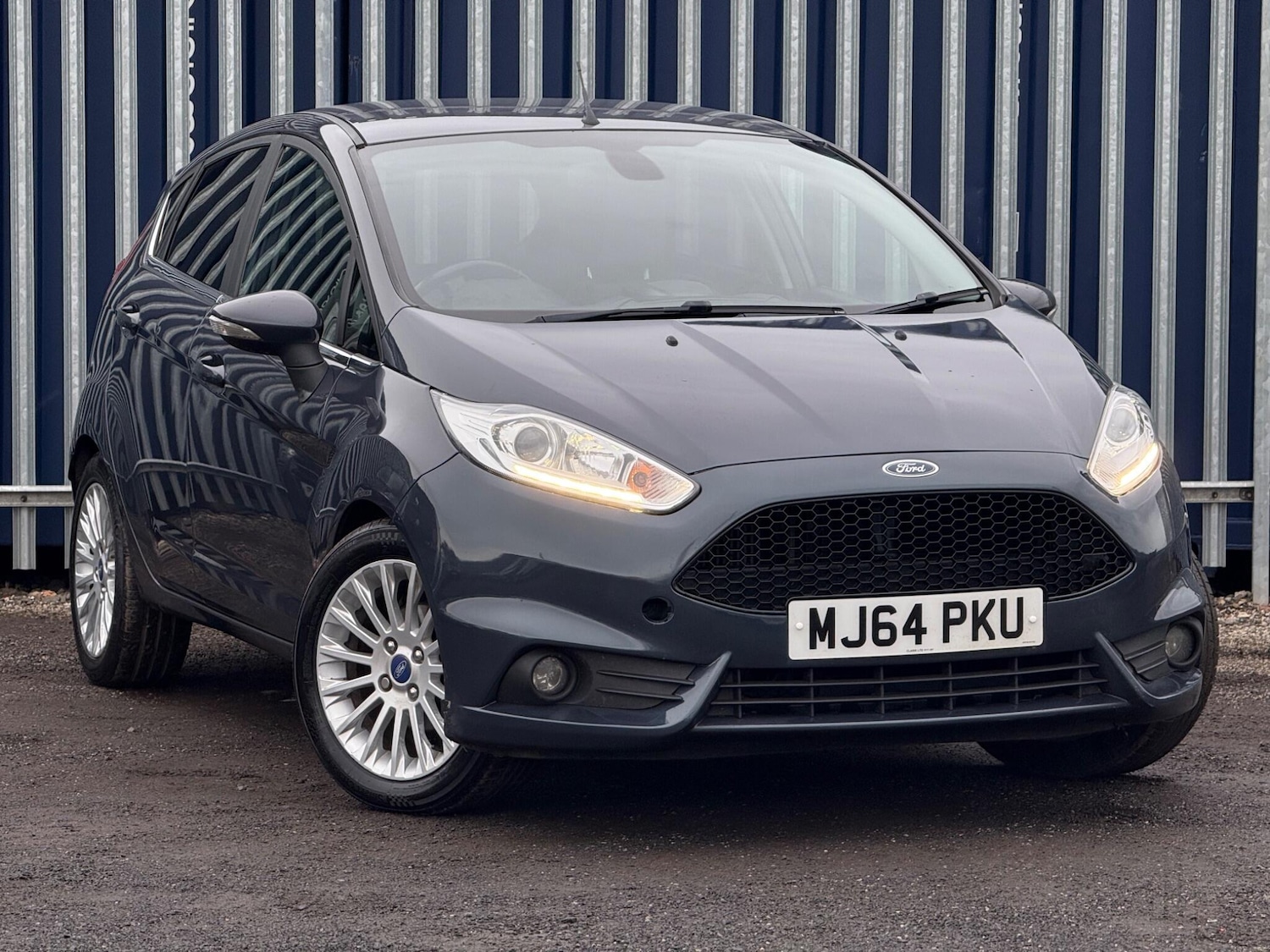 Used Ford Fiesta 2014 for sale - 76743024: Photo 1