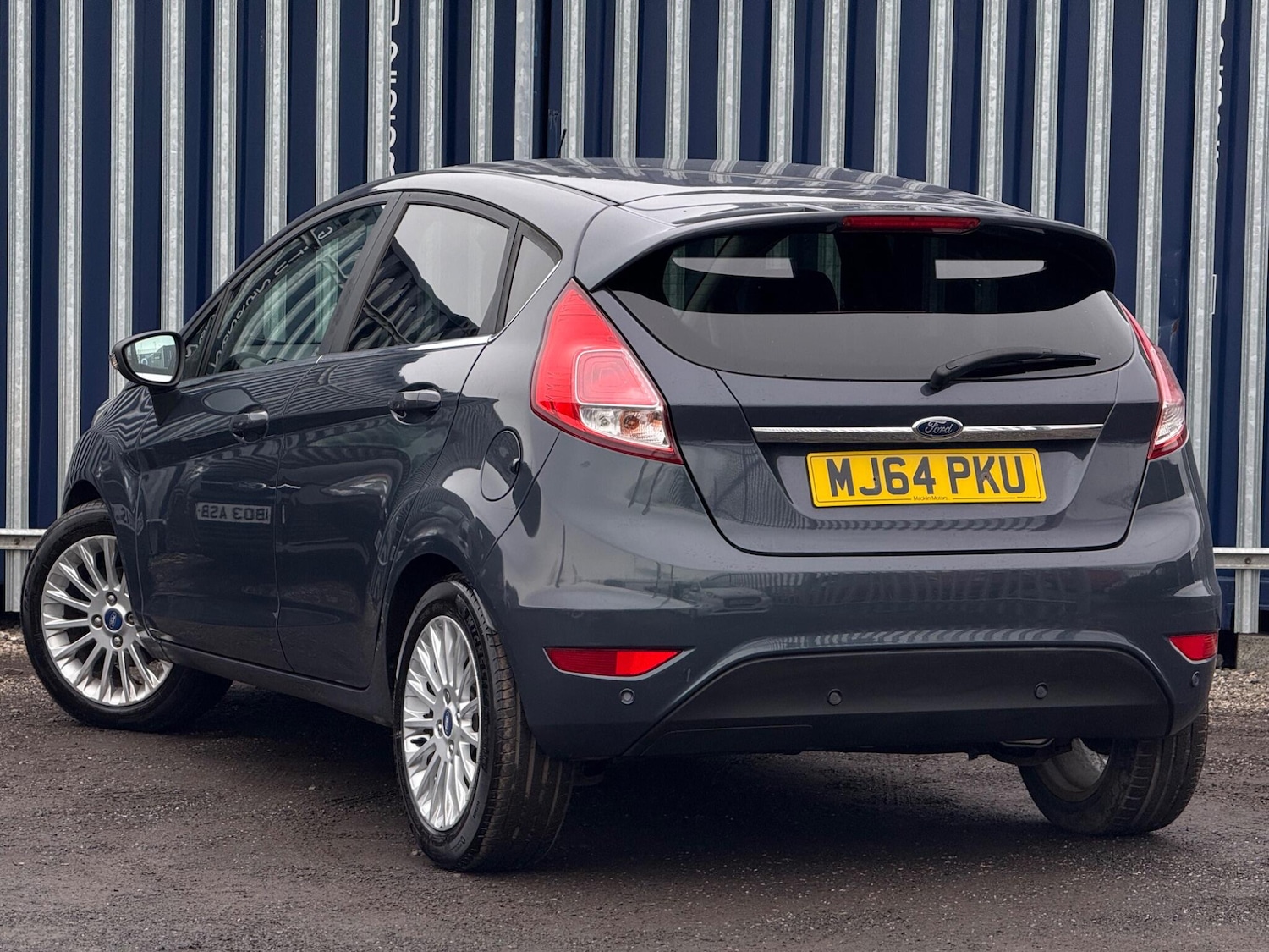 Used Ford Fiesta 2014 for sale - 76743024: Photo 2