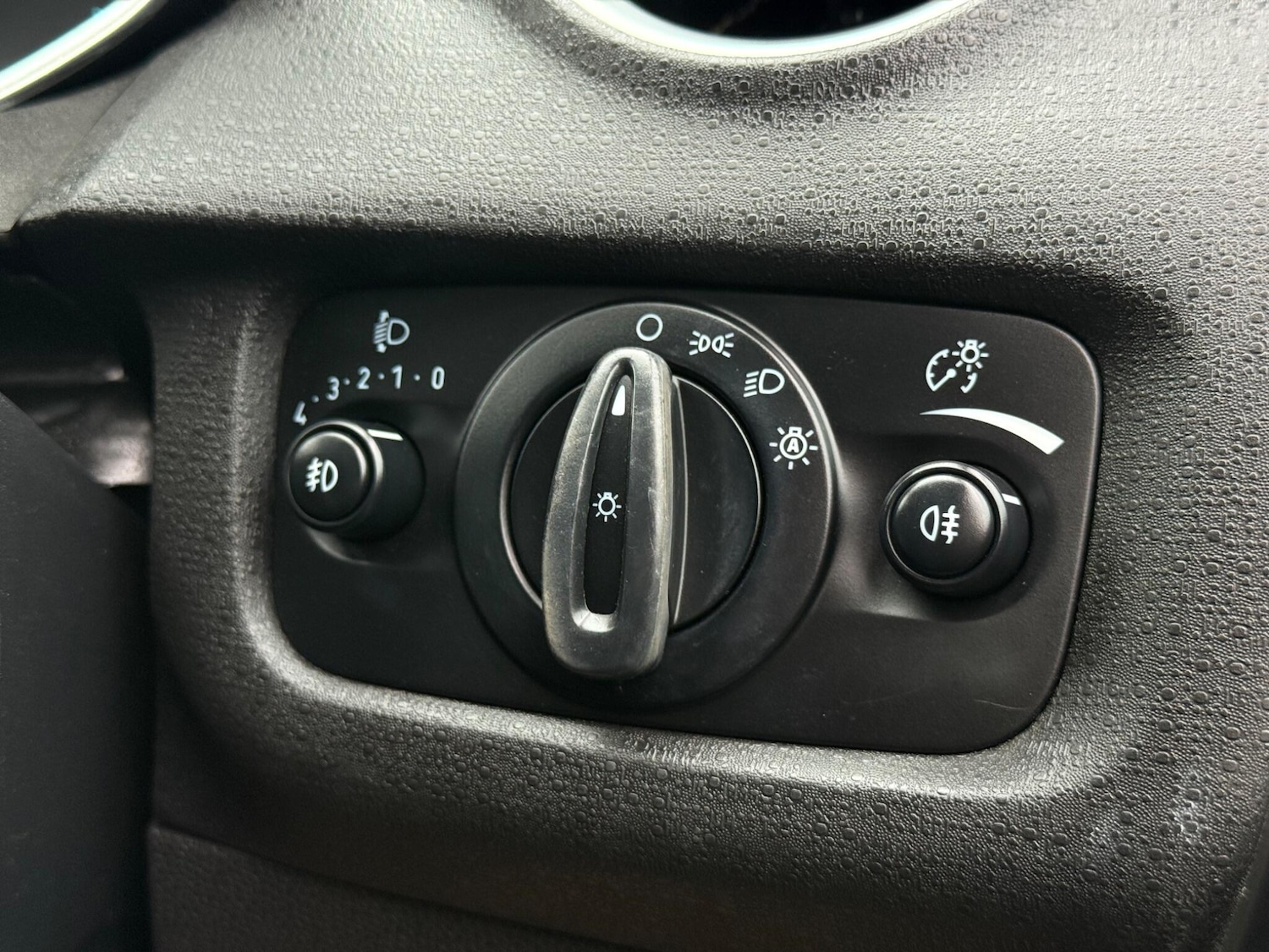 Used Ford Fiesta 2014 for sale - 76743024: Photo 27