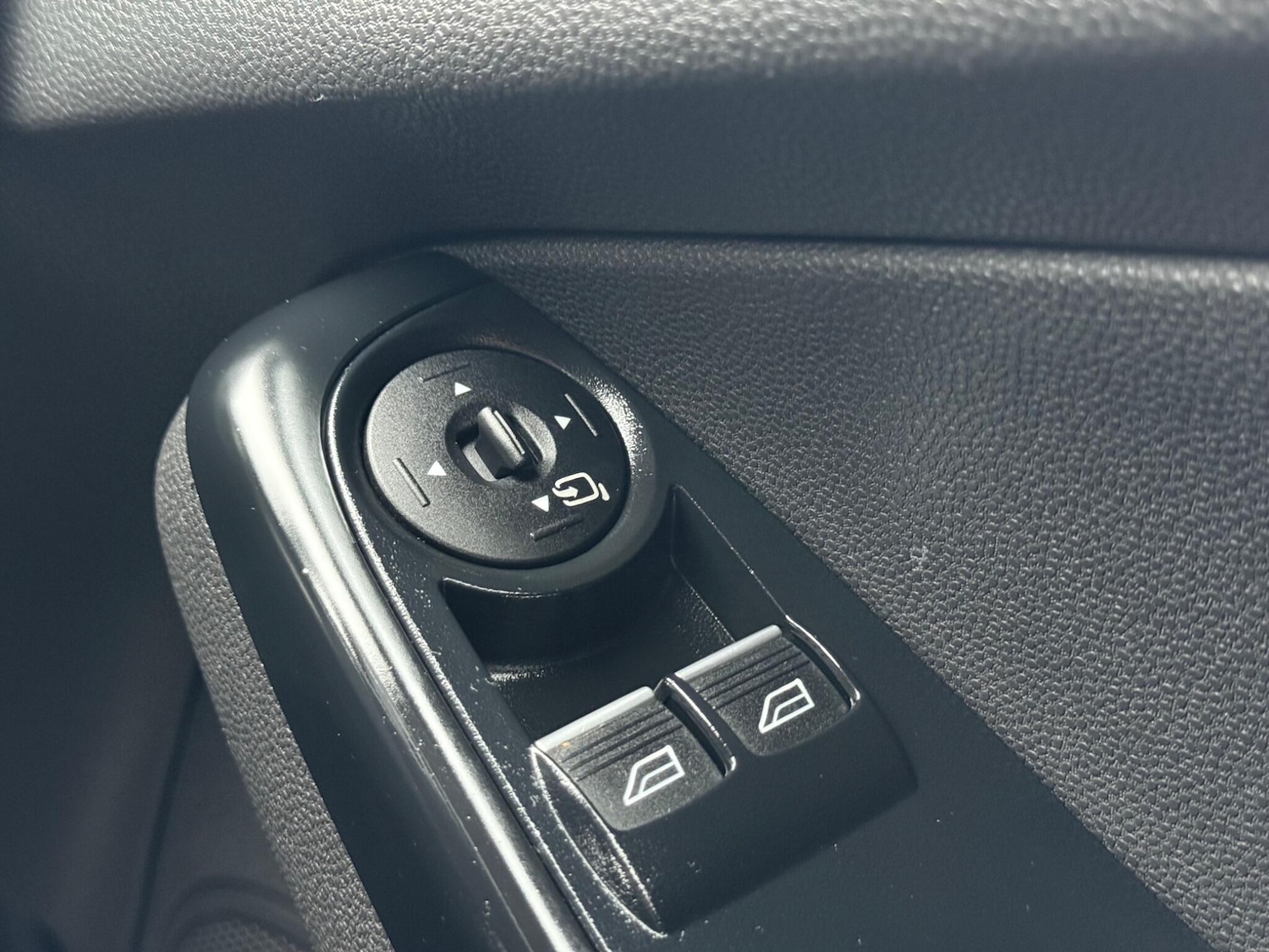 Used Ford Fiesta 2014 for sale - 76743024: Photo 29