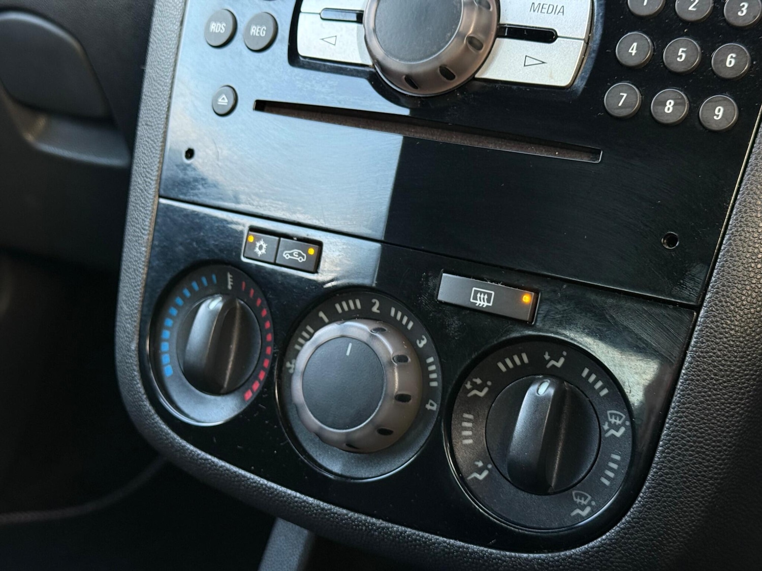 Used Vauxhall Corsa 2013 for sale - 77174615: Photo 20