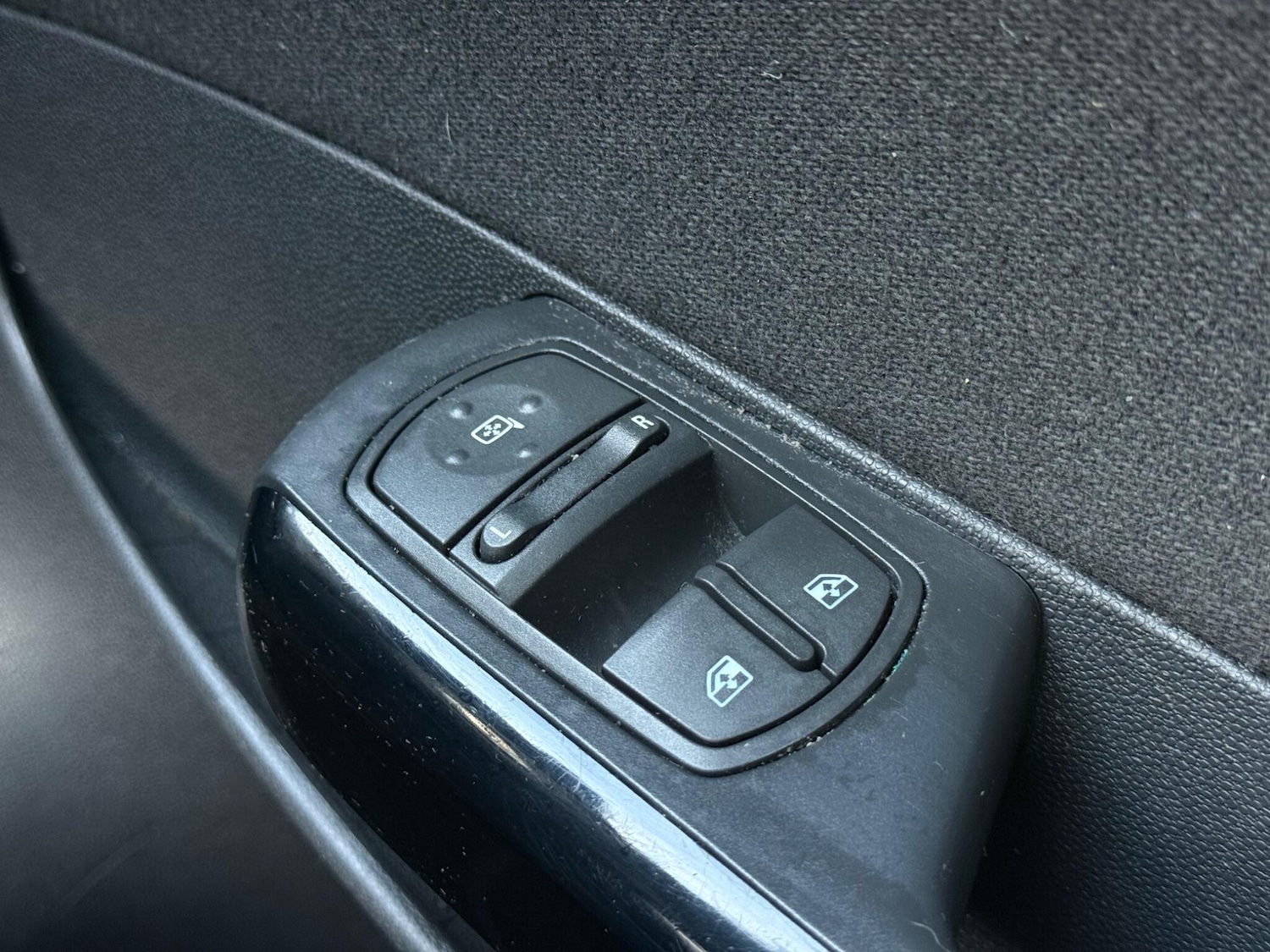 Used Vauxhall Corsa 2013 for sale - 77174615: Photo 25