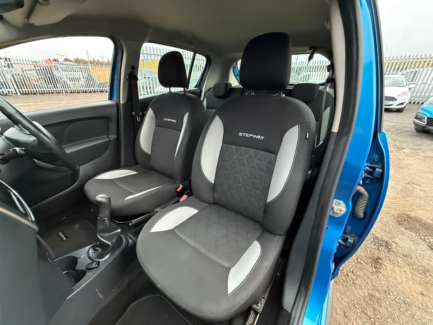 Used Dacia Sandero Stepway 2013 for sale - 76329645: Photo 14