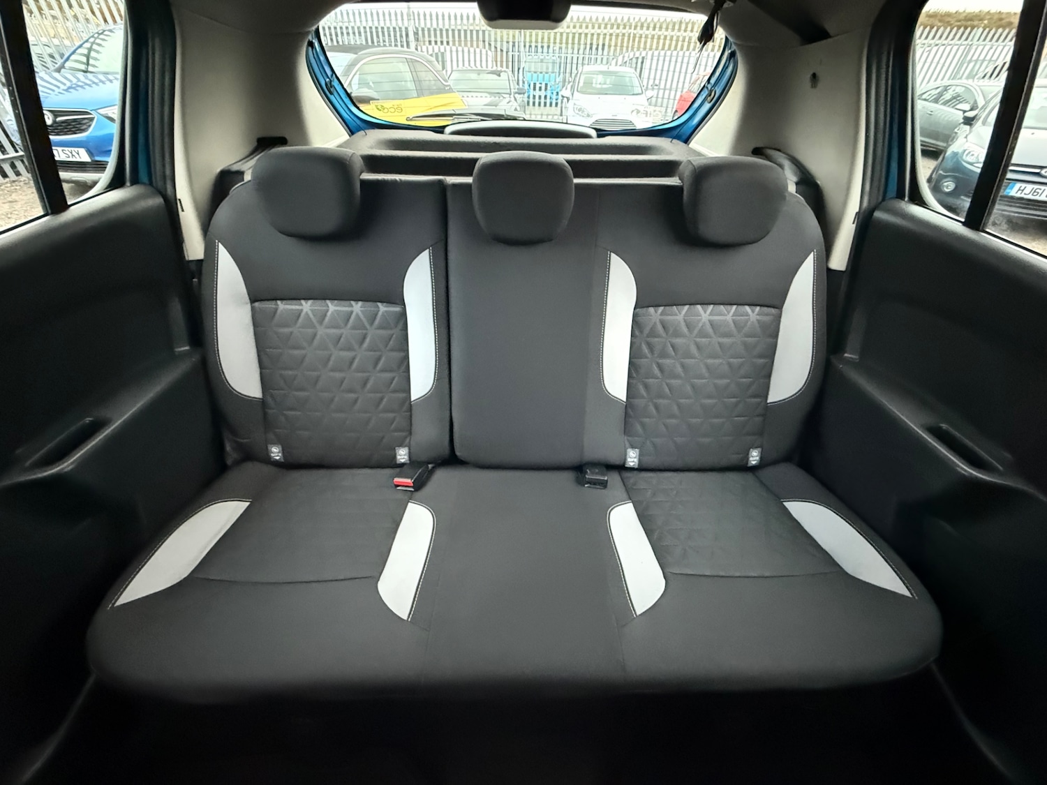 Used Dacia Sandero Stepway 2013 for sale - 76329645: Photo 30