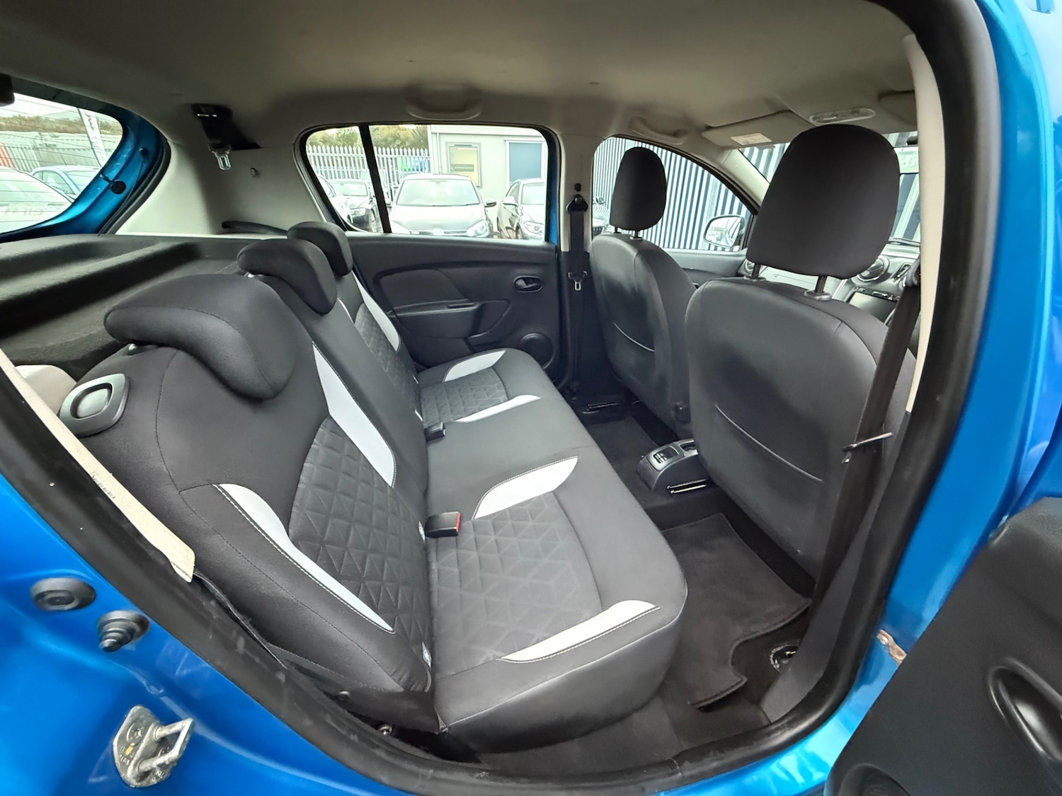 Used Dacia Sandero Stepway 2013 for sale - 76329645: Photo 31