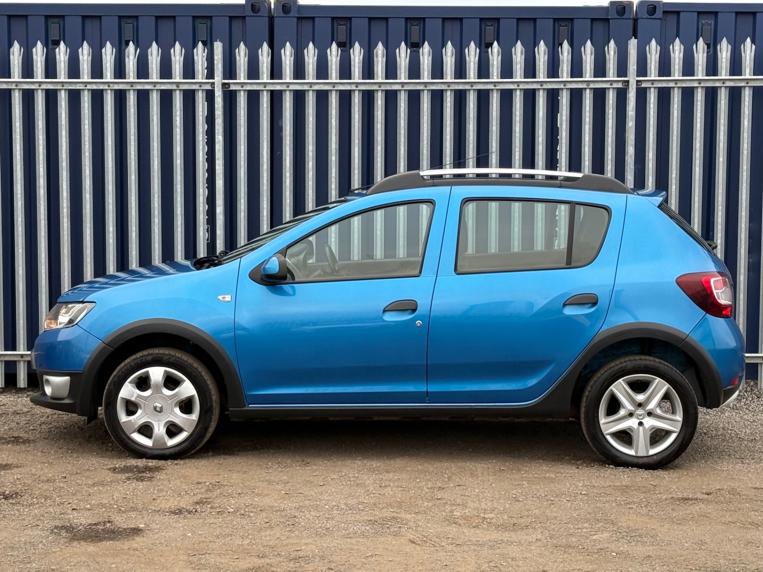 Used Dacia Sandero Stepway 2013 for sale - 76329645: Photo 9