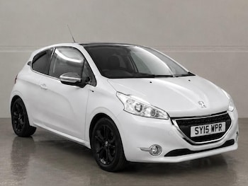 Used Peugeot 208 2015 for sale - 78689412: Photo