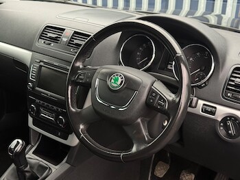 Used Skoda Yeti 2011 for sale - 77598953: Photo