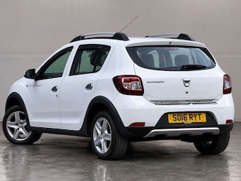 Used Dacia Sandero Stepway 2016 for sale - 78838711: Photo
