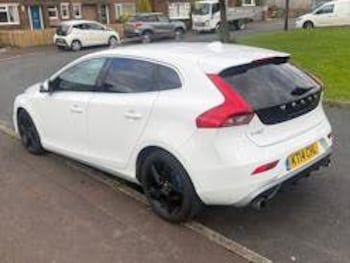 Used Volvo V40 2014 for sale - 78689335: Photo