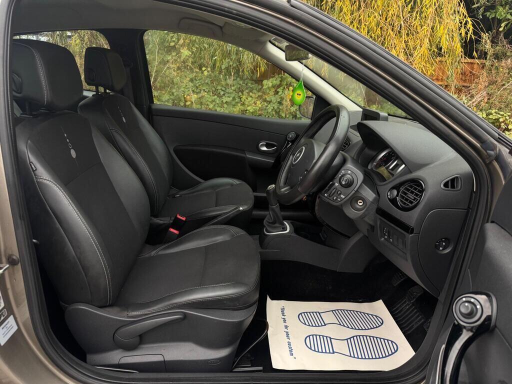 Used Renault Clio 2012 for sale - 77559873: Photo 18