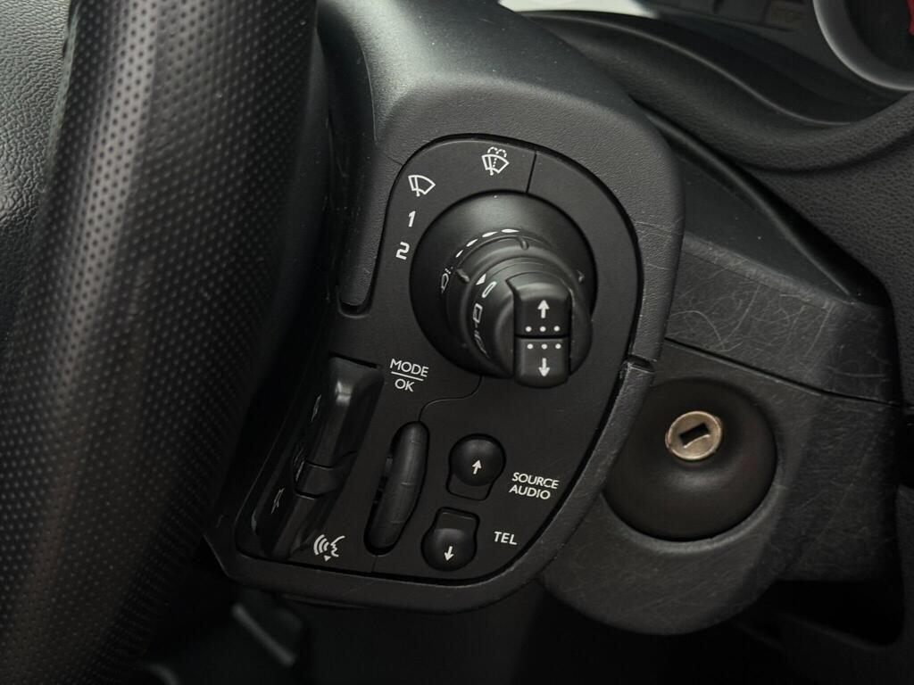 Used Renault Clio 2012 for sale - 77559873: Photo 34