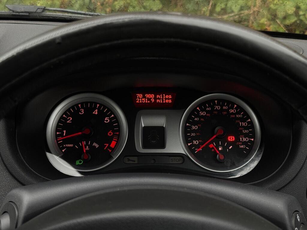 Used Renault Clio 2012 for sale - 77559873: Photo 35