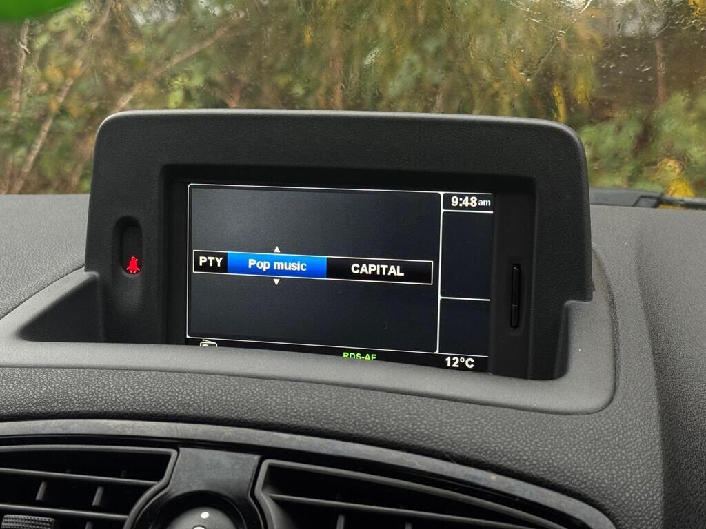 Used Renault Clio 2012 for sale - 77559873: Photo 38