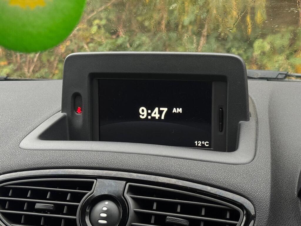 Used Renault Clio 2012 for sale - 77559873: Photo 39