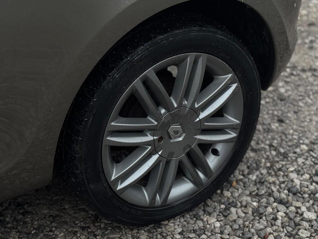 Used Renault Clio 2012 for sale - 77559873: Photo 67