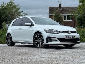 Used Volkswagen Golf 2017 for sale - 79464528: Photo
