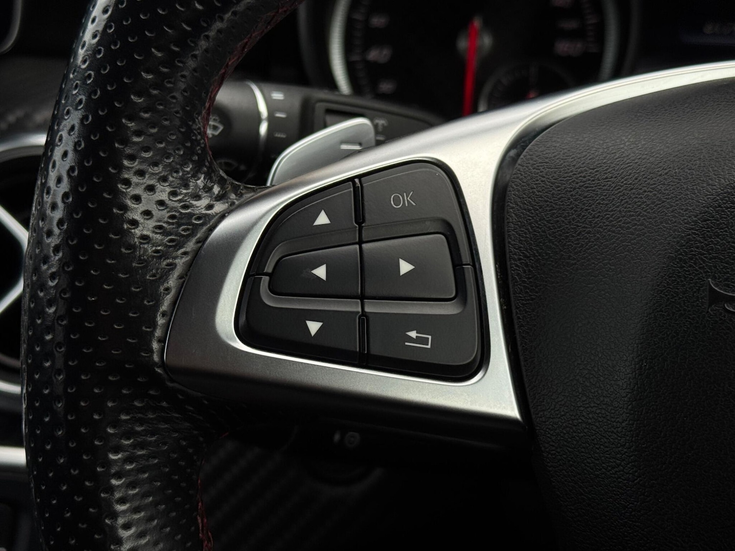 Used Mercedes-Benz A-Class 2016 for sale - 77633876: Photo 25