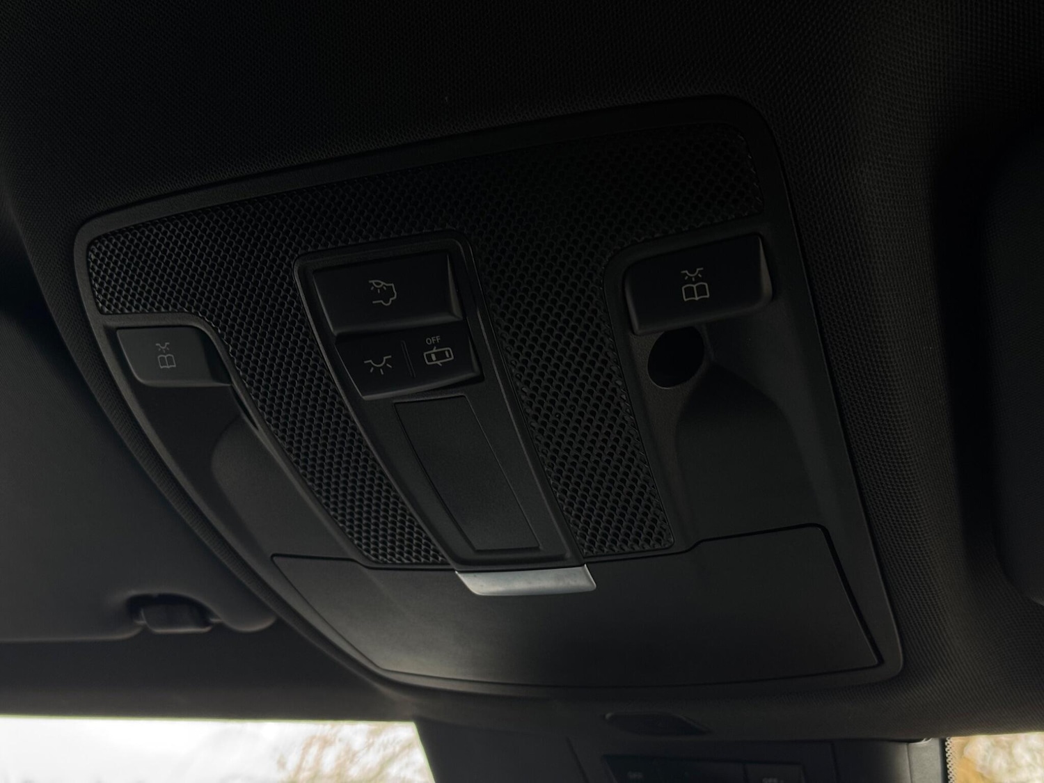 Used Mercedes-Benz A-Class 2016 for sale - 77633876: Photo 45