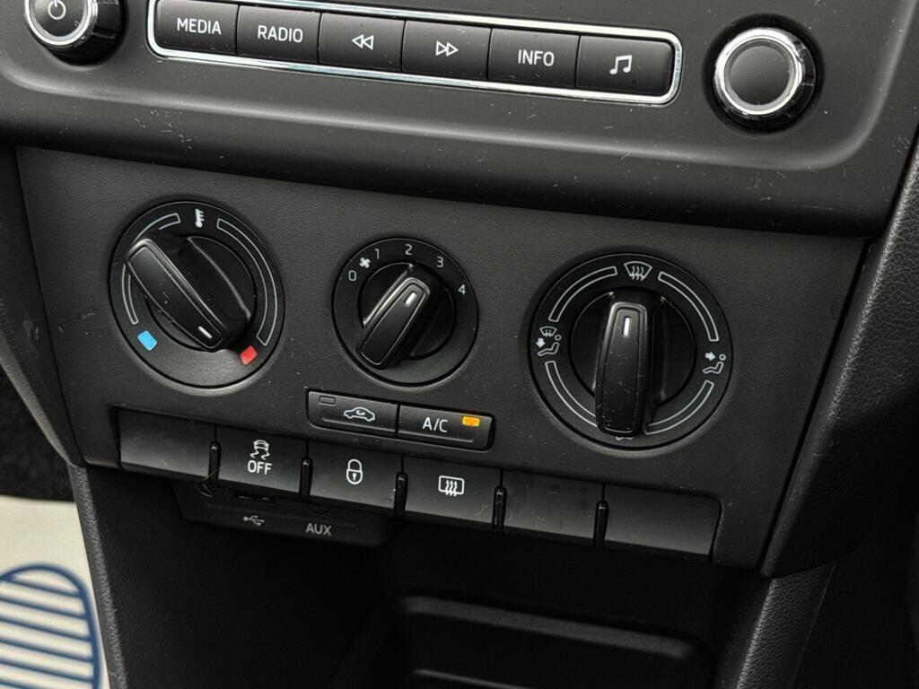 Used Skoda Rapid Spaceback 2014 for sale - 77131062: Photo 41