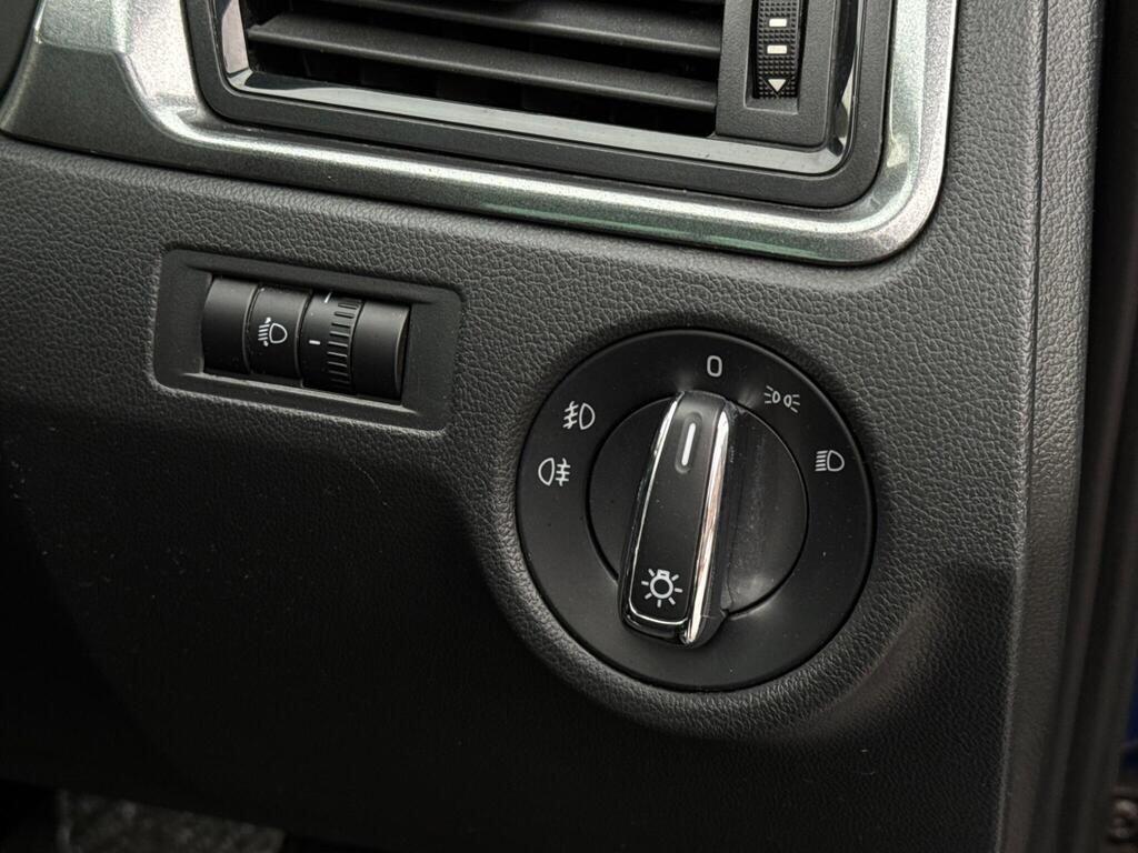 Used Skoda Rapid Spaceback 2014 for sale - 77131062: Photo 47