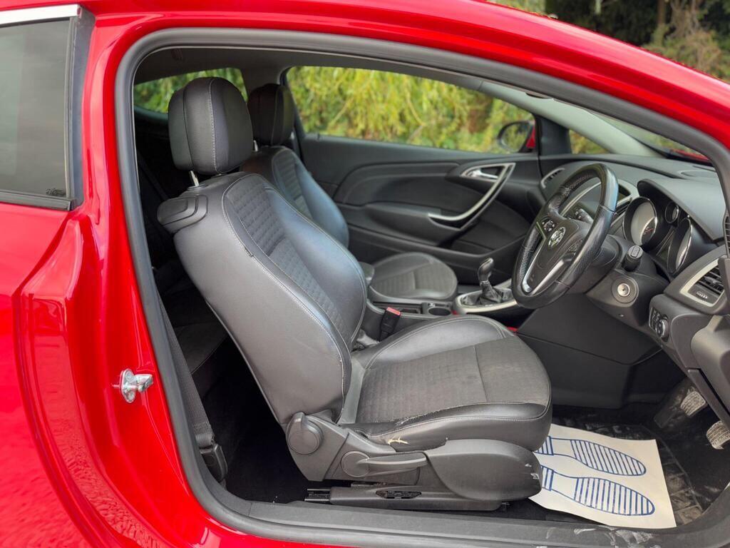 Used Vauxhall Astra GTC 2012 for sale - 77131867: Photo 14