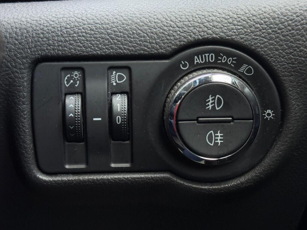 Used Vauxhall Astra GTC 2012 for sale - 77131867: Photo 34