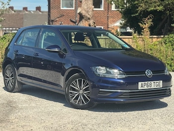 Used Volkswagen Golf 2019 for sale - 79387492: Photo