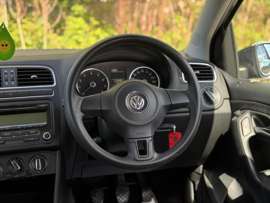 Used Volkswagen Polo 2011 for sale - 77131868: Photo 31