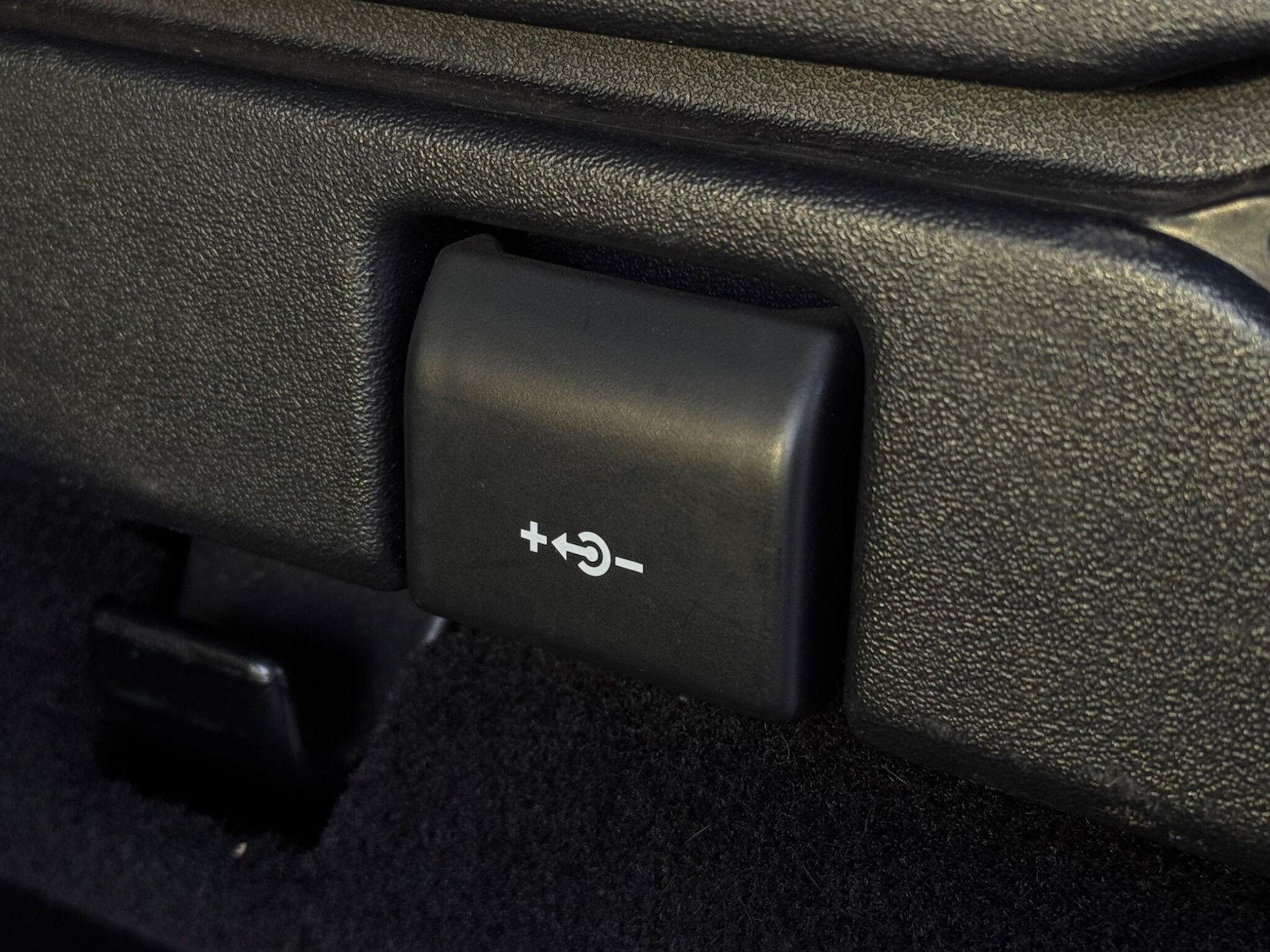 Used Land Rover Range Rover Sport 2016 for sale - 77131750: Photo 50